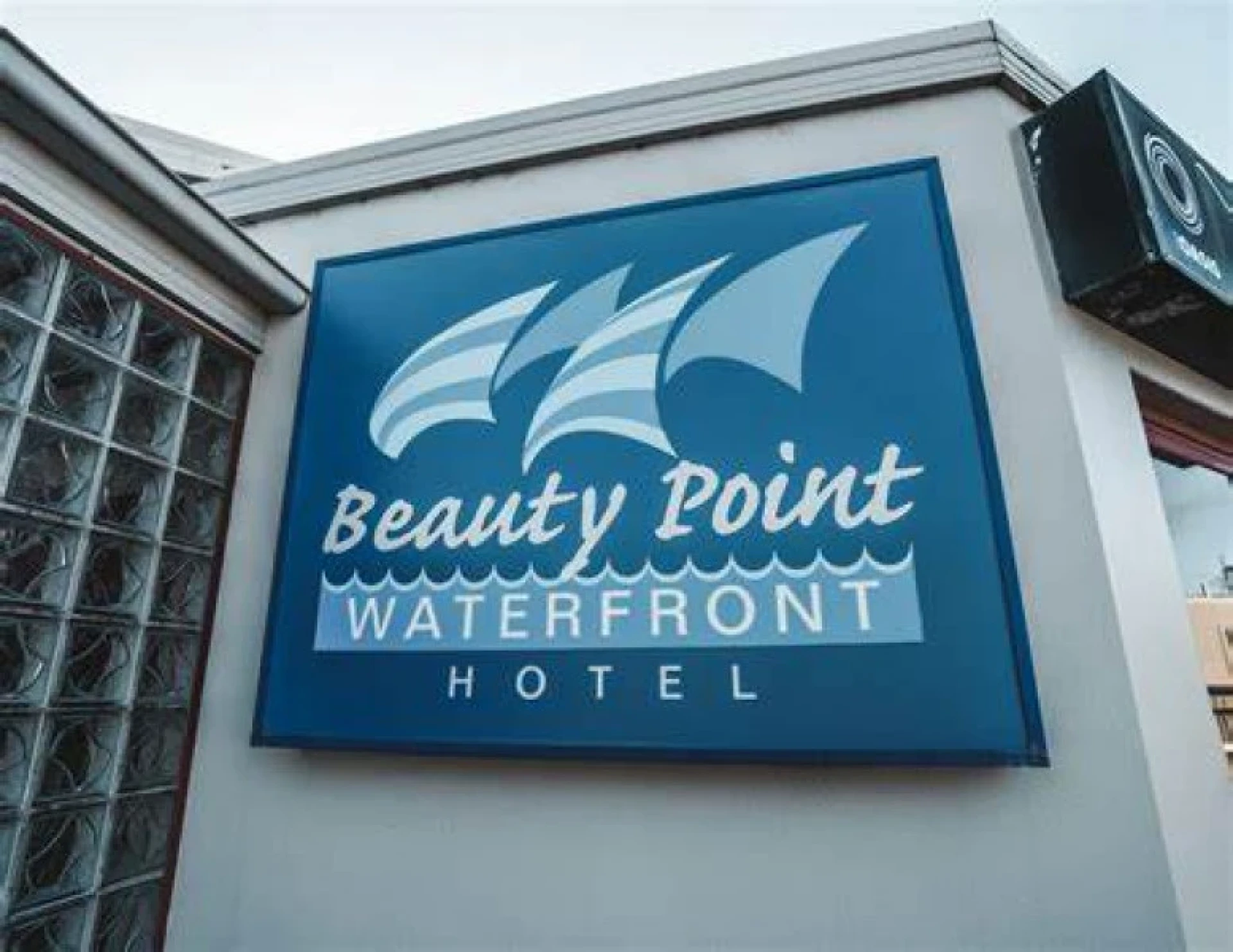 Beauty Point Waterfront Hotel