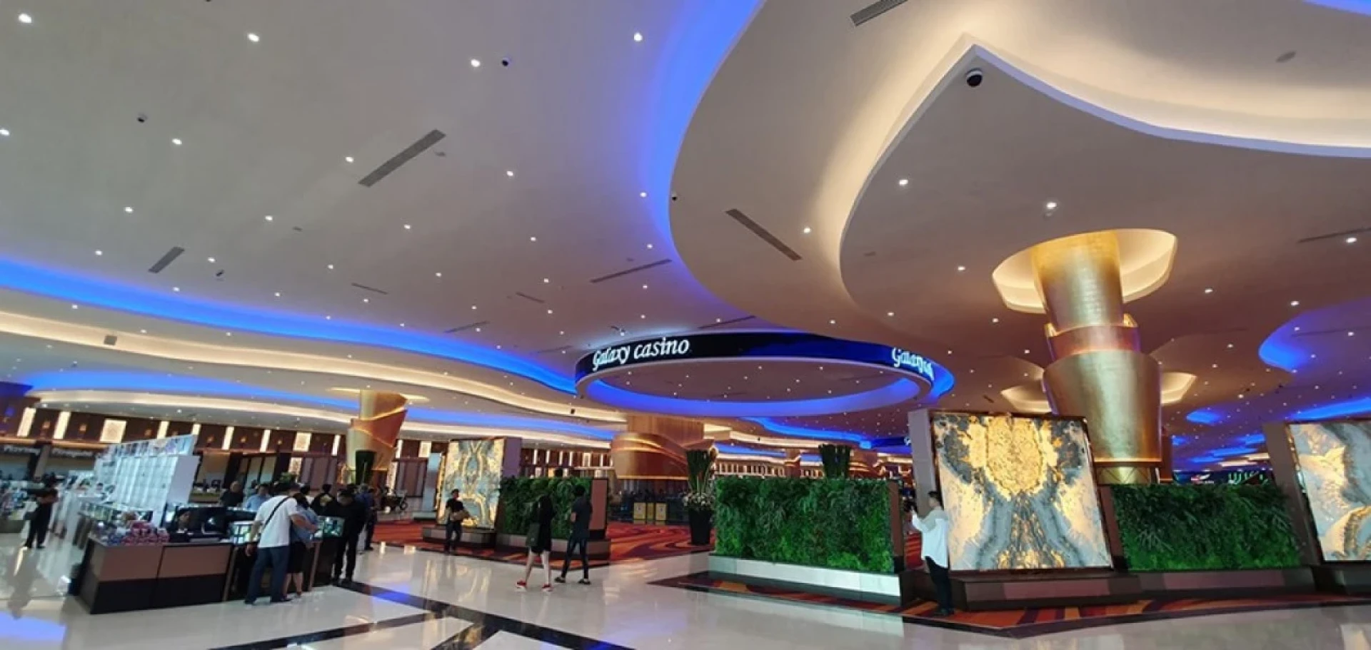 Galaxy Plaza Hotel & Casino