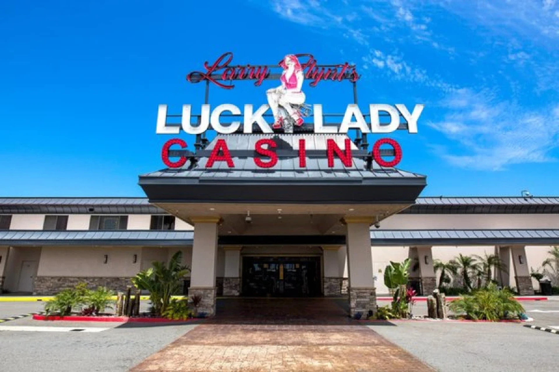 Larry Flynts Lucky Lady Casino