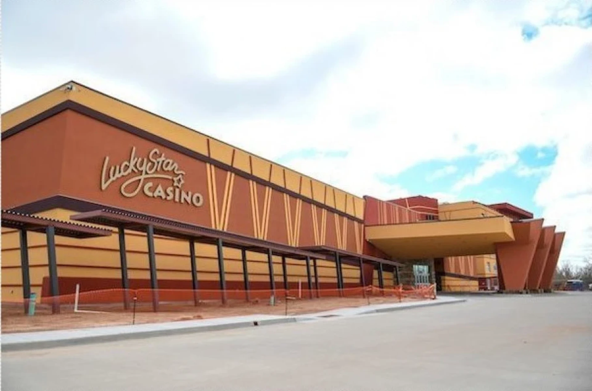 Lucky Star Casino Hotel and Convention Center