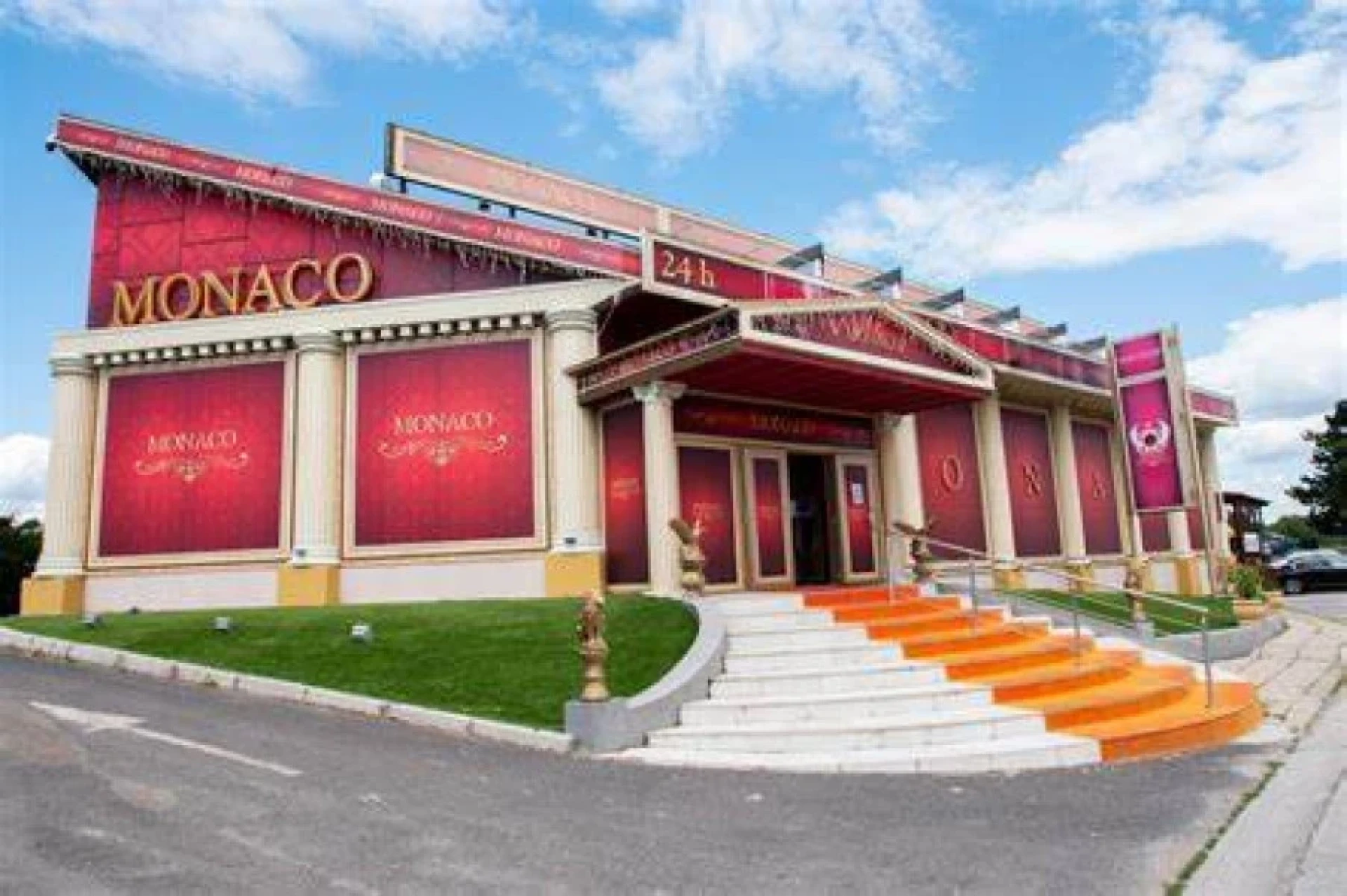 Monaco Kaviareň Autoberg