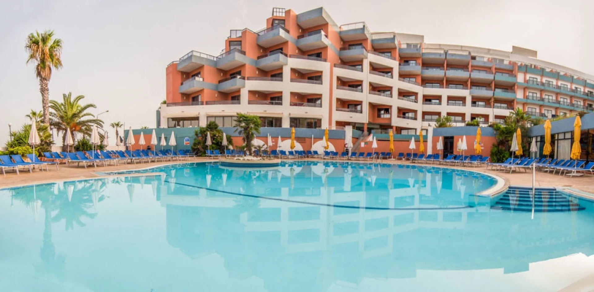 Oracle Casino - New Dolmen Hotel