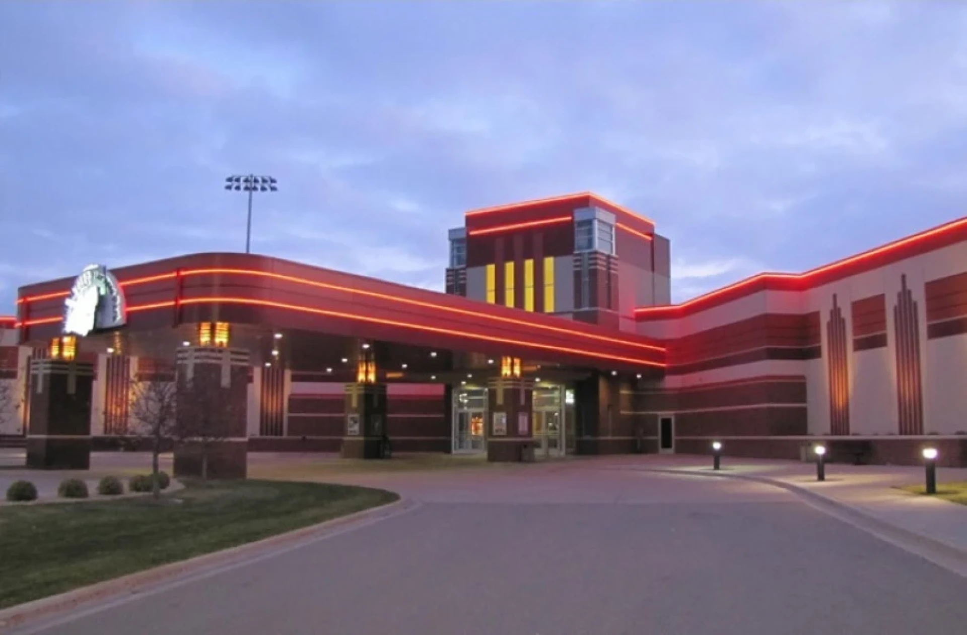 Running Aces Casino & Racetrack