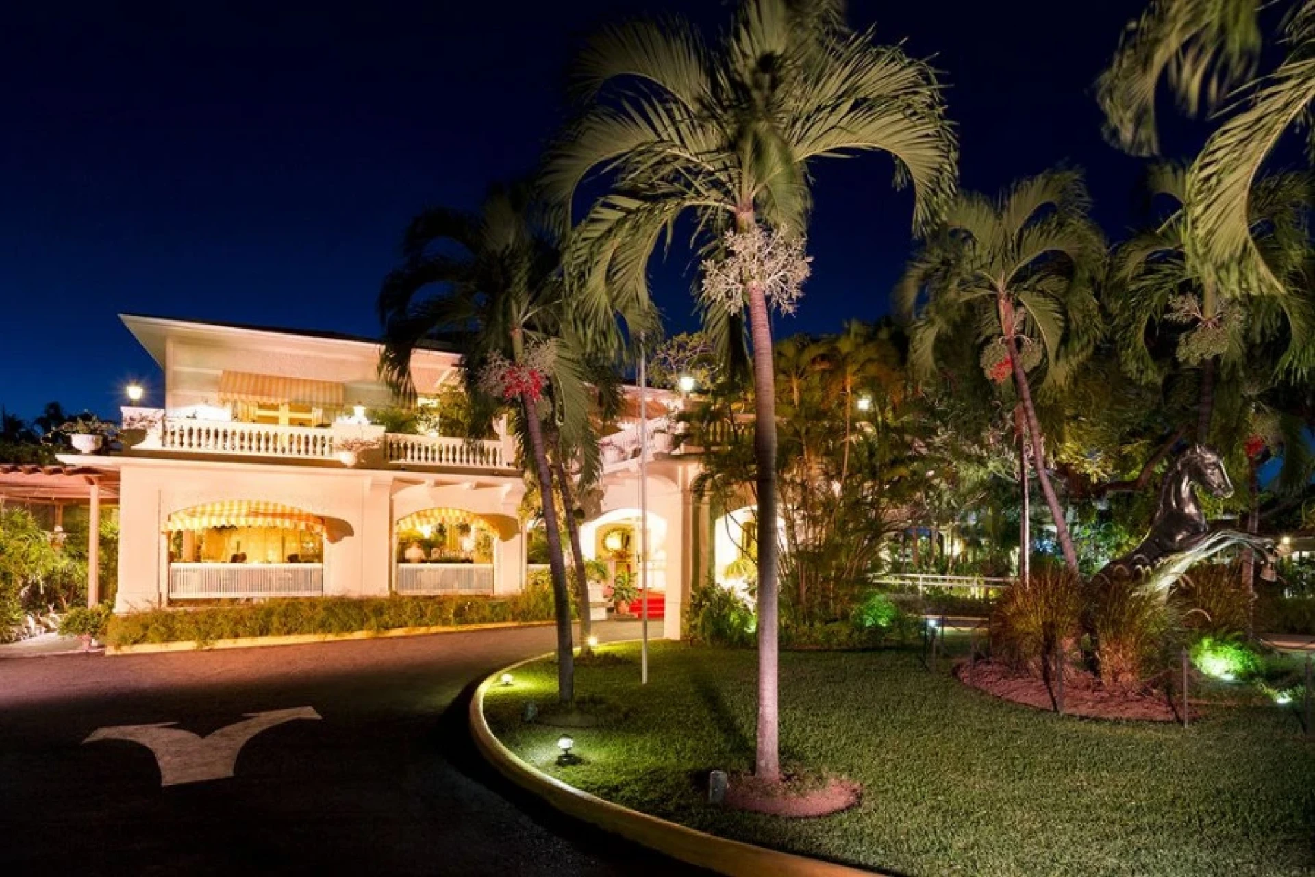 Monte Carlo Gaming Lounge at the Terra Nova